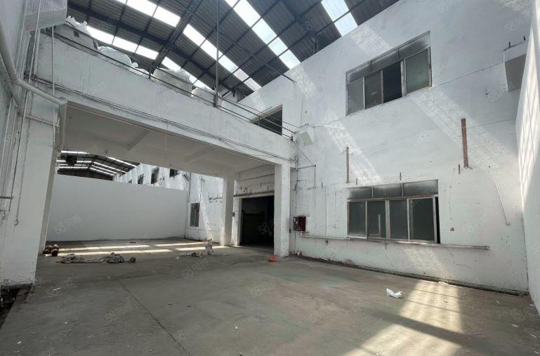 清溪标准一楼，带院子空地使用，700平