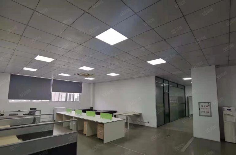 清溪三中新出原房东楼上1600平带装修厂房仓库出租，直接生产