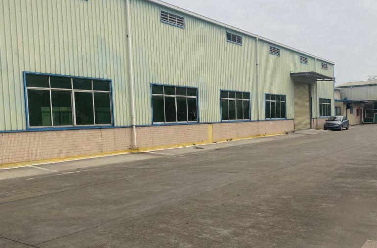 清溪镇单一层8米高带行车1000平出租，适合模具注塑CNC等