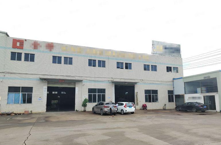 清溪三中村外环高速出口工业园新出独栋钢厂房2100平方9米高