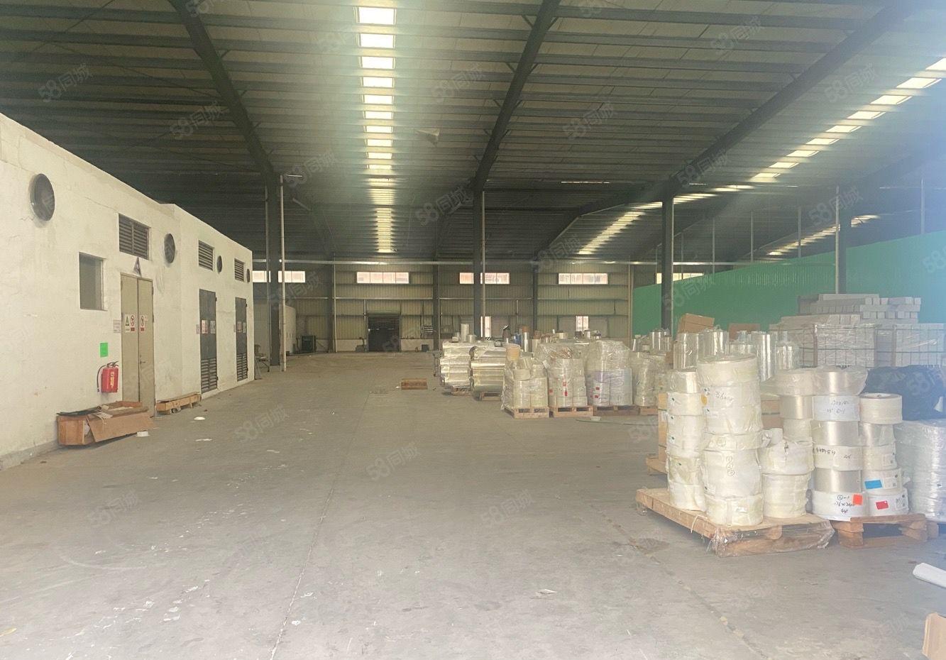 形象好清溪新出钢结构低价厂房出租可分租设备五金仓库出租空地大