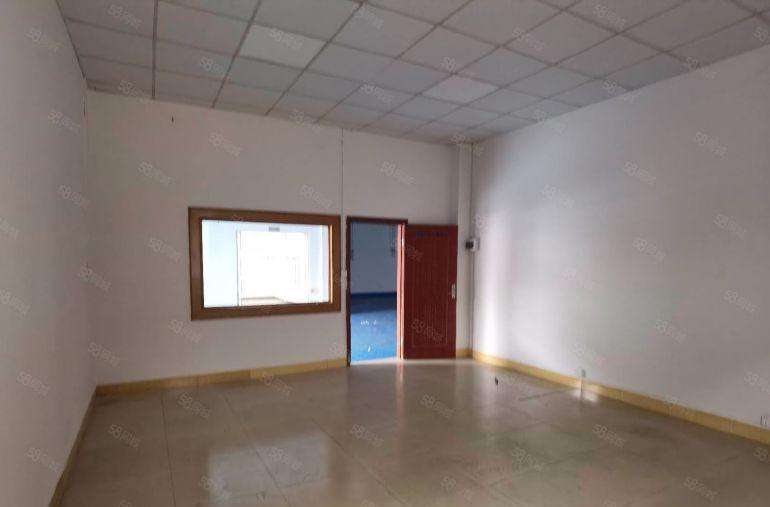 19元500平清溪三中高速口标准一楼，现成办公室精装修