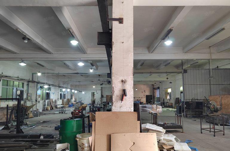 清溪镇三中村 原房东独院3800平低价出租 带装修办公室