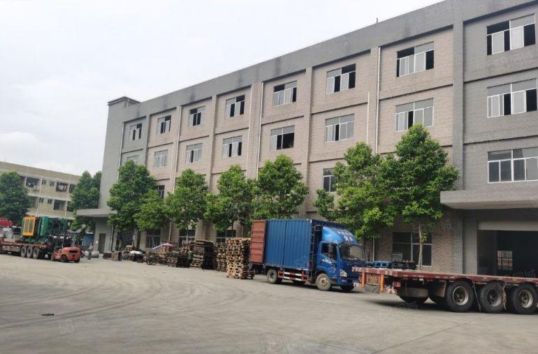 清溪青皇原房东独院厂房总面积17000平方。大小分租