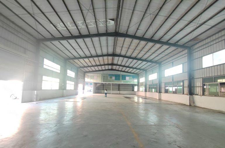 8米高钢构厂房1000平米，16元出租，主干道边，水电齐全