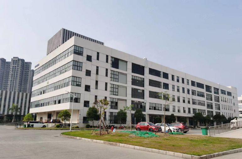 清溪高速口罗马新出原房东楼上6000平厂房仓库出租，拎包生产