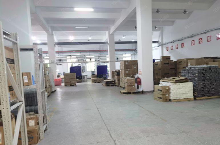 清溪三中原房东厂房出租800平方，带航车，7米高刚空出