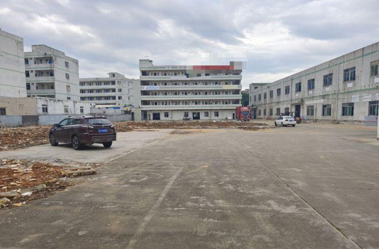 清溪新出村委独门独院6700平标准厂房出租，空地大好招工