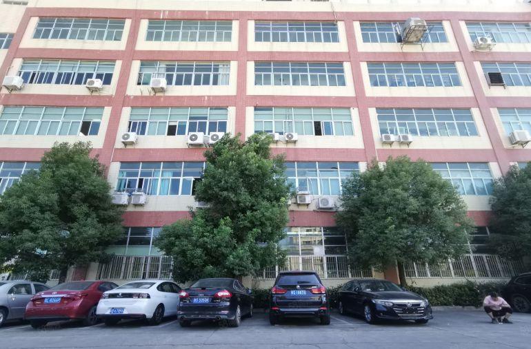 清溪三中原房东3楼830平带装修，精装如图适合各种行业