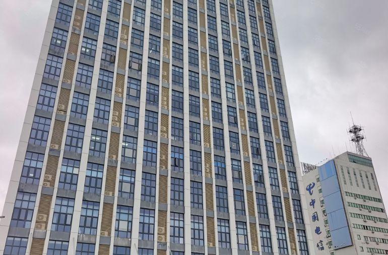 豪华办公室！清溪中心楼上500平豪华装修厂房出租，