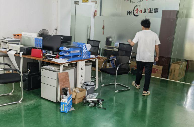 清溪三中原房东独院厂房出租1900平方，带牛脚环评空地超大