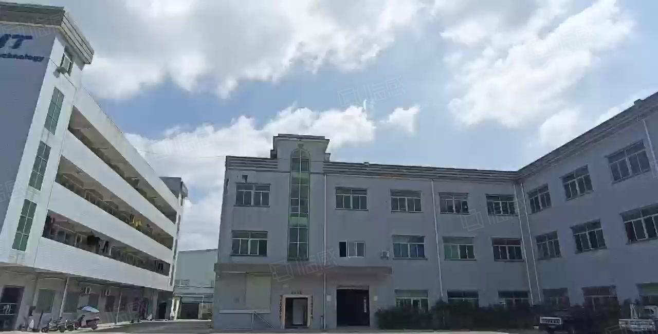 清溪谢坑新出标准一楼2000平带办公室，现成地坪漆，有消防喷