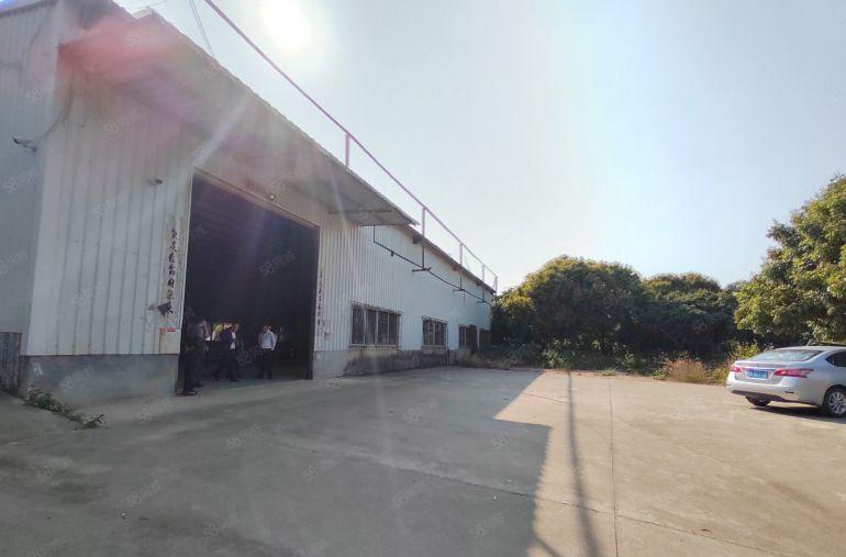 清溪镇三中村靠山边单一层独院1200平 带装修 滴水7米