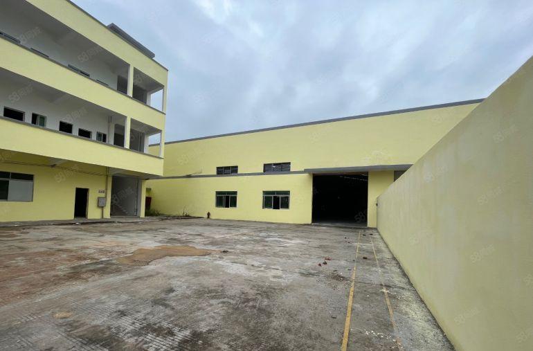 清溪镇原房东全新砖墙到顶单一层经典小独院低价出租，超大空地