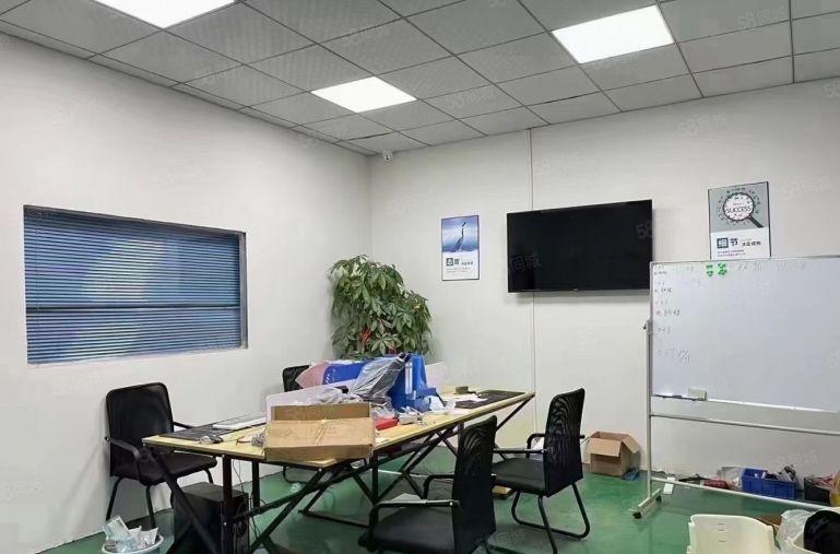 清溪小型厂房出租一楼280平，4800元，现成行车免费用。