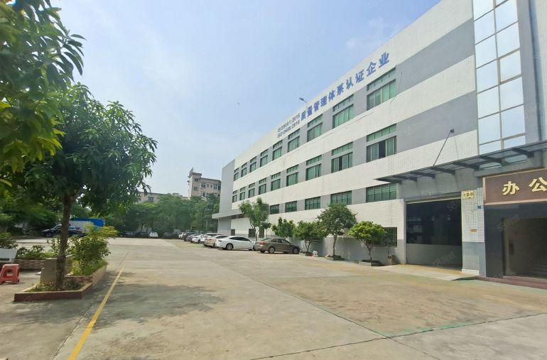 清溪三中标准一二楼1500平现成装修带行车13块钱厂房出租