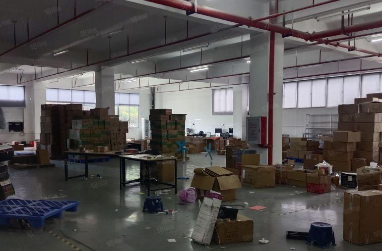 清溪三中楼上960平14元全新花园式红本精装修，拎包生产