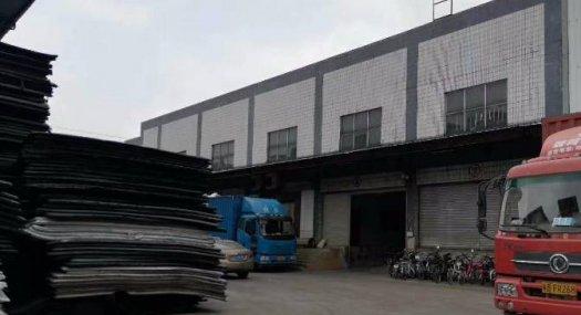 清溪镇大利砖墙到顶钢构滴水9米带卸货平台1600平