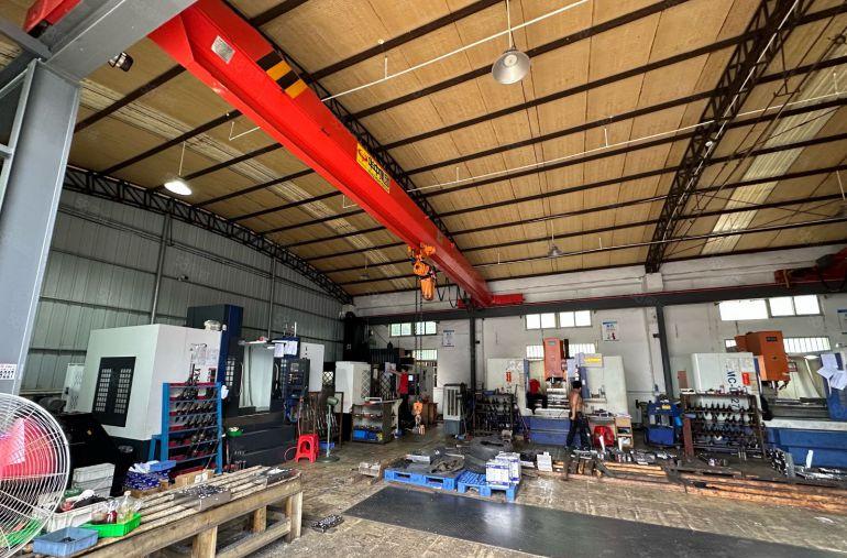 横沥镇带现成行车500平方钢构厂房出租