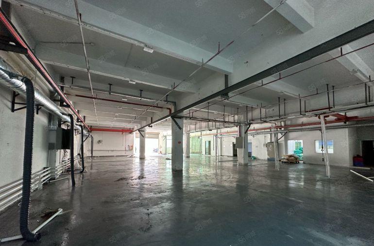 横沥镇模具城带现成注塑厂出租1200平方水电齐全带环评