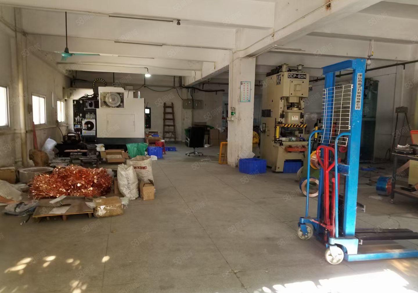 横沥镇靠近模具城重工业一楼小面积厂房出租