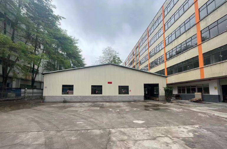 横沥新空原房东一楼简易铁皮厂房出租，水电齐全空地可进大车