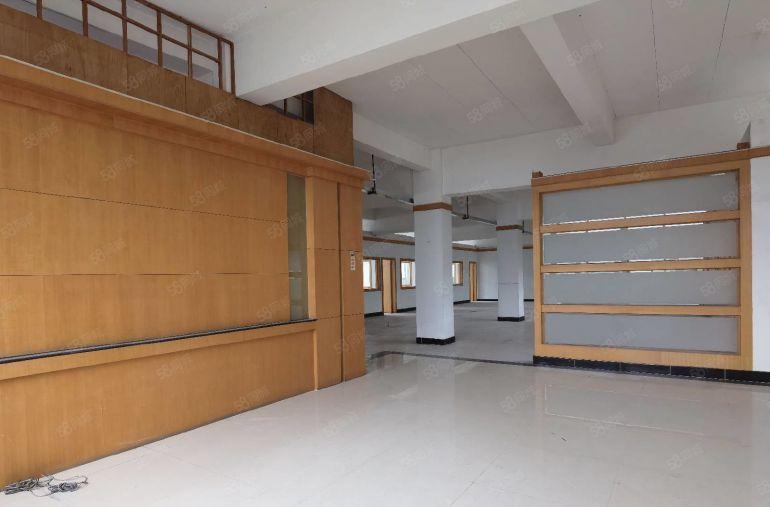 横沥镇靠东部快速出口新出原房东独院厂房出租