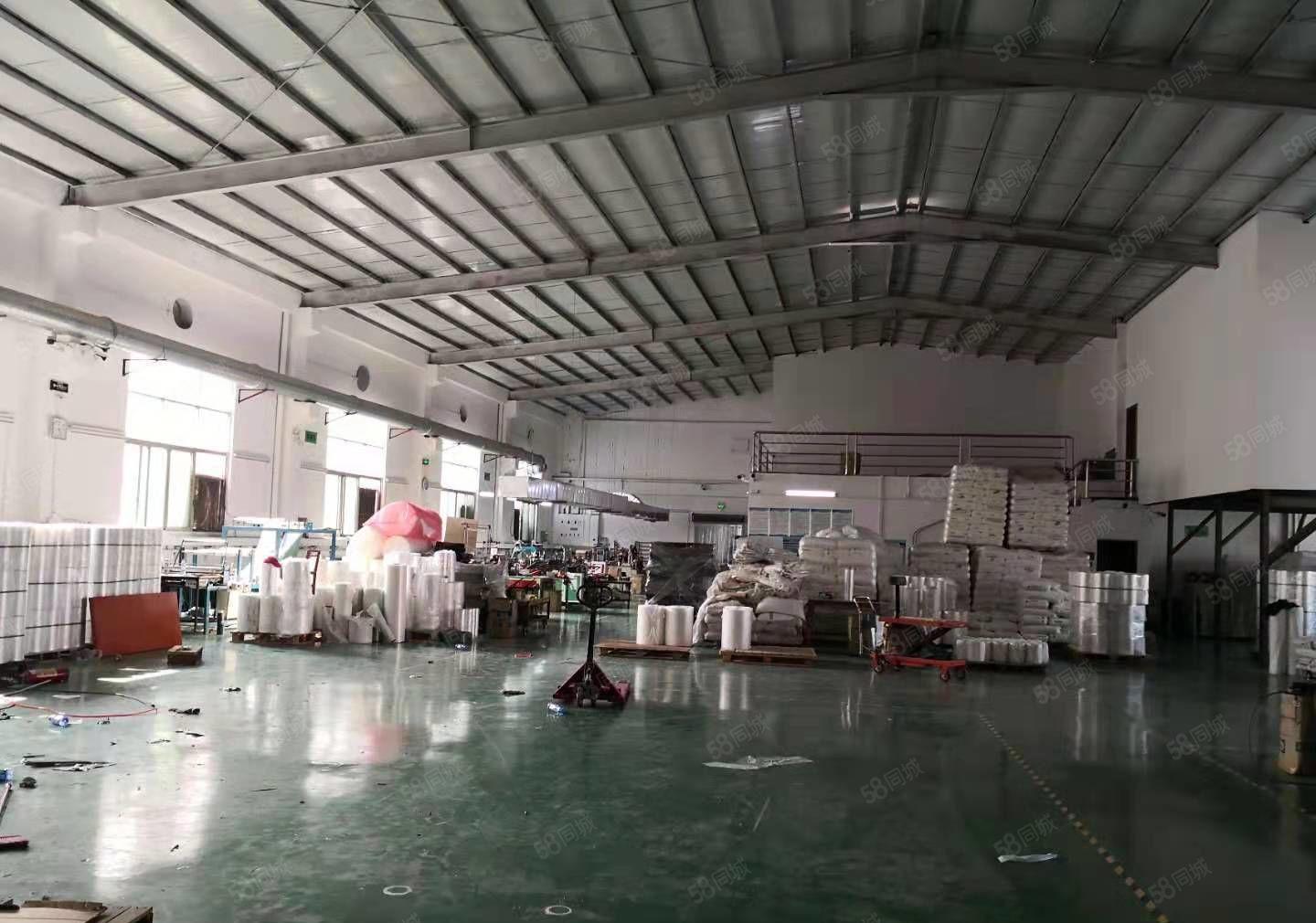 石排全新钢构厂房出租800方！位置佳，形象好，现成办公室！