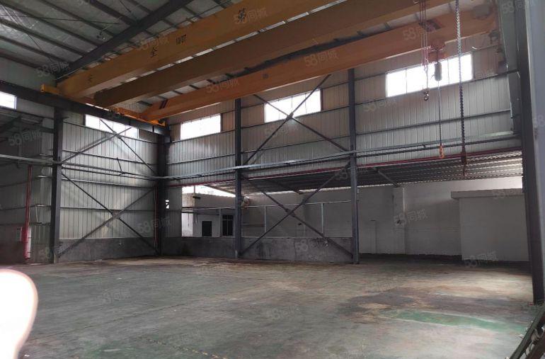 横沥镇独院钢构厂房出租1300平滴水10米，带现成航车2部