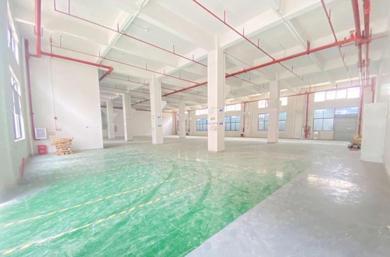 厂房出租原房东一楼带牛角 适合注塑五金模具冲压等重工业