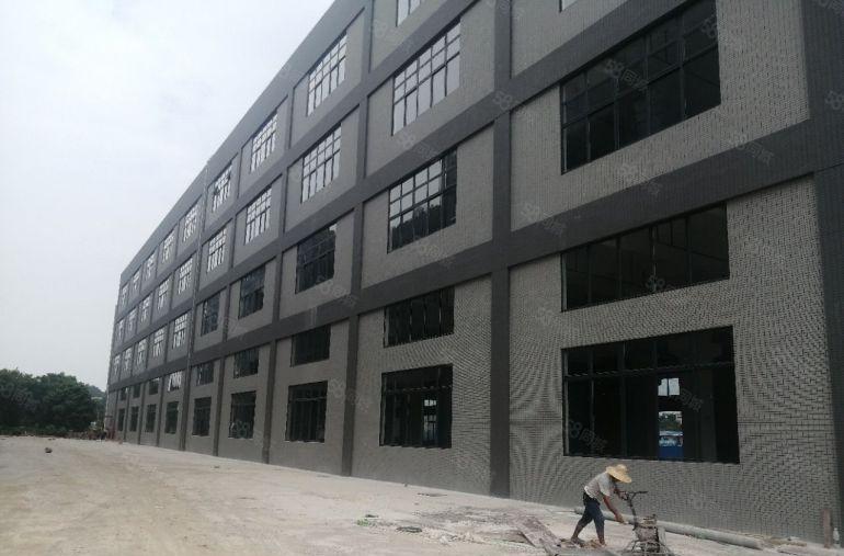 靠深圳重工业厂房出租低价出租4层13000平方原房东实际面积