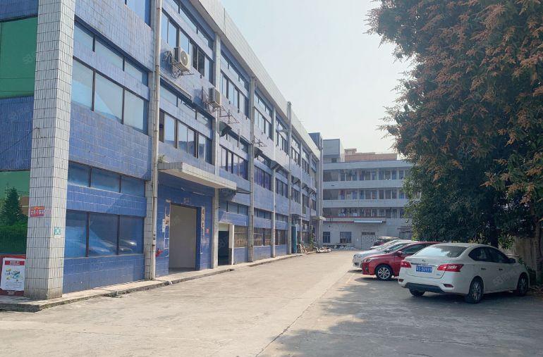 横沥镇模具城附近独院一楼低价厂房出租