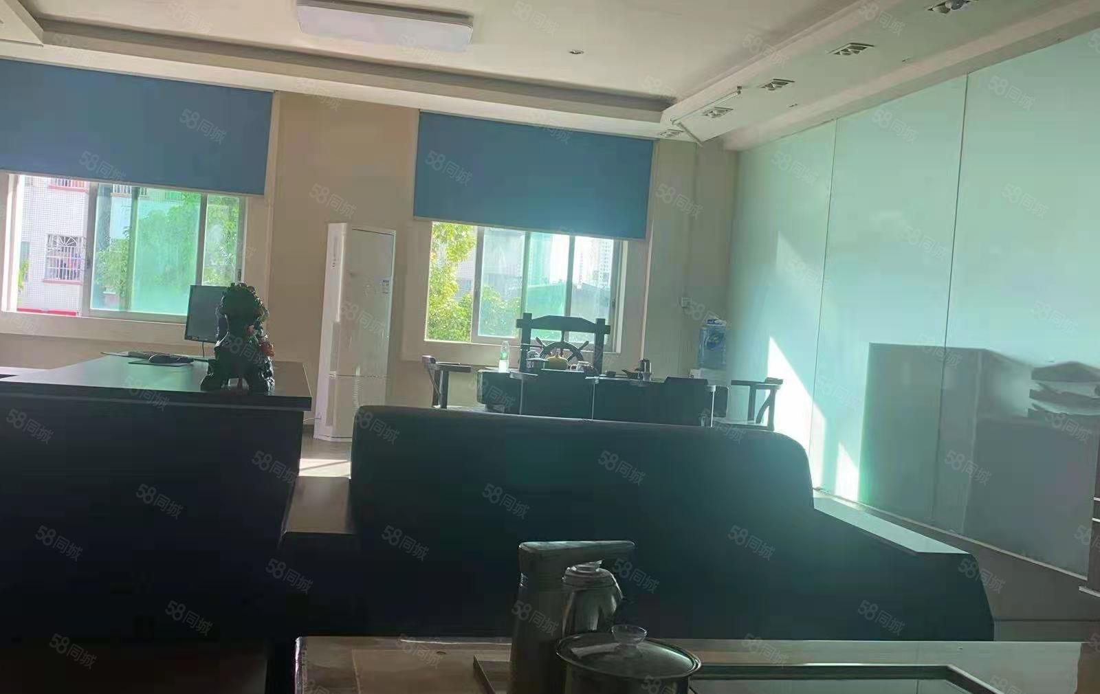 急租，横沥新出原房东独门独院4500平方厂房出租，水电齐全