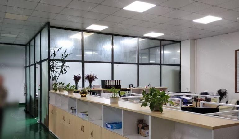 12米高原房东自建单一层独院厂房出租面积4000平带5吨航车