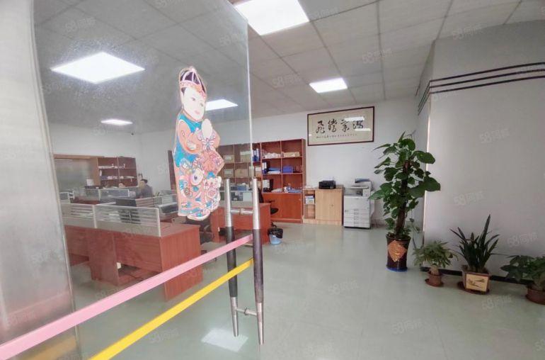 横沥镇原房东单一层钢构厂房独门独院空地超大，水电到车间办公室