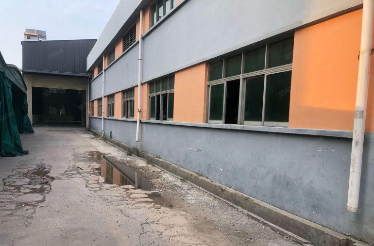 横沥个人独院钢构带十吨行车低价出租