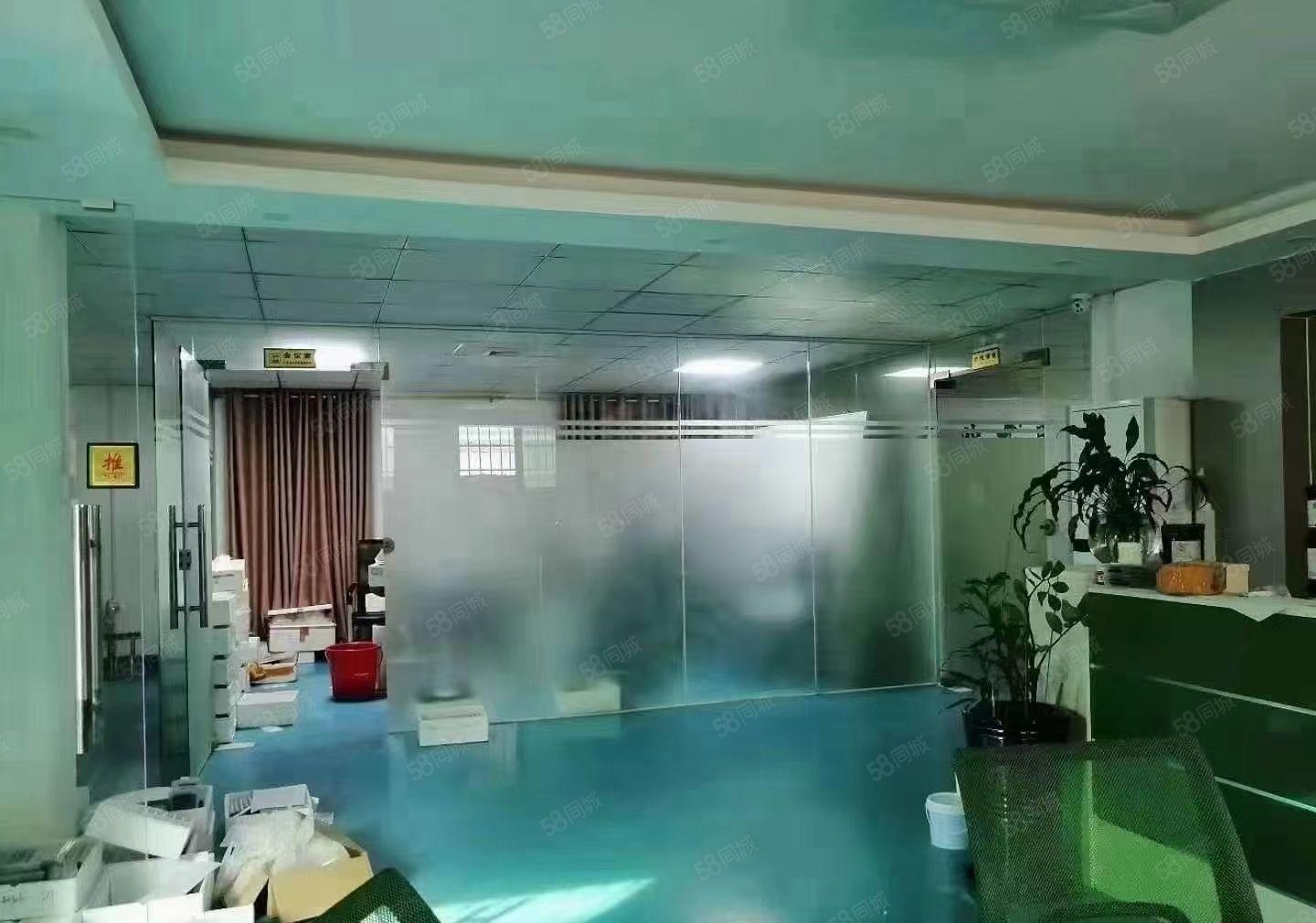 横沥镇原房东厂房出租一楼1千平现成注塑环评现成办公室空地大