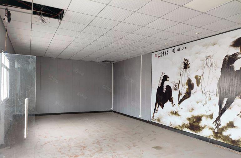 横沥镇原房东独院厂房出租自己交电费两部航车免费用滴水8米高