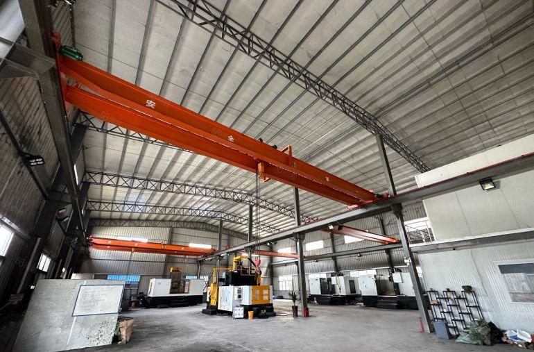 横沥镇钢构独院厂房出租1280平方带行车