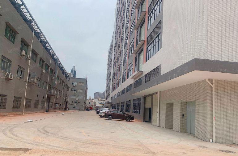 横沥镇模具城附近一手房东新建重工业厂房一楼带牛角位低价出租