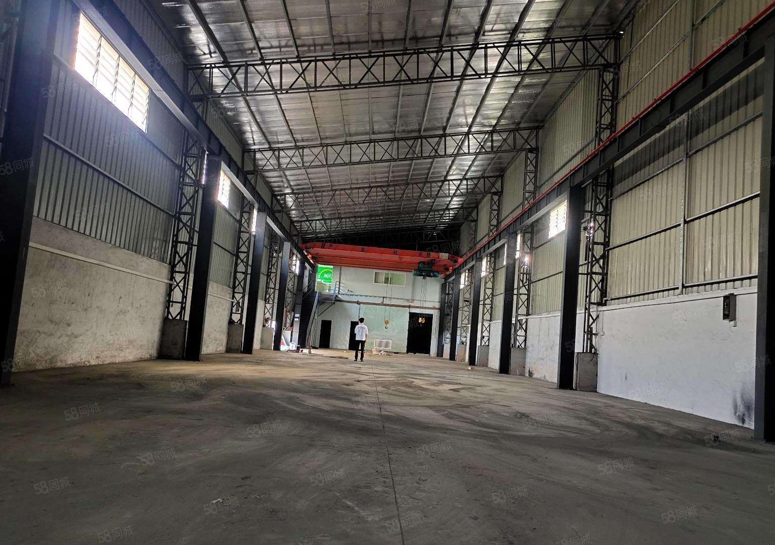 横沥石涌工业区厂房出租钢构850平带现成行车