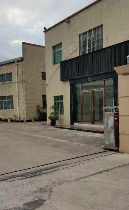 沙田新出原房东单一层独院厂房出租，面积2800平方，可分租。