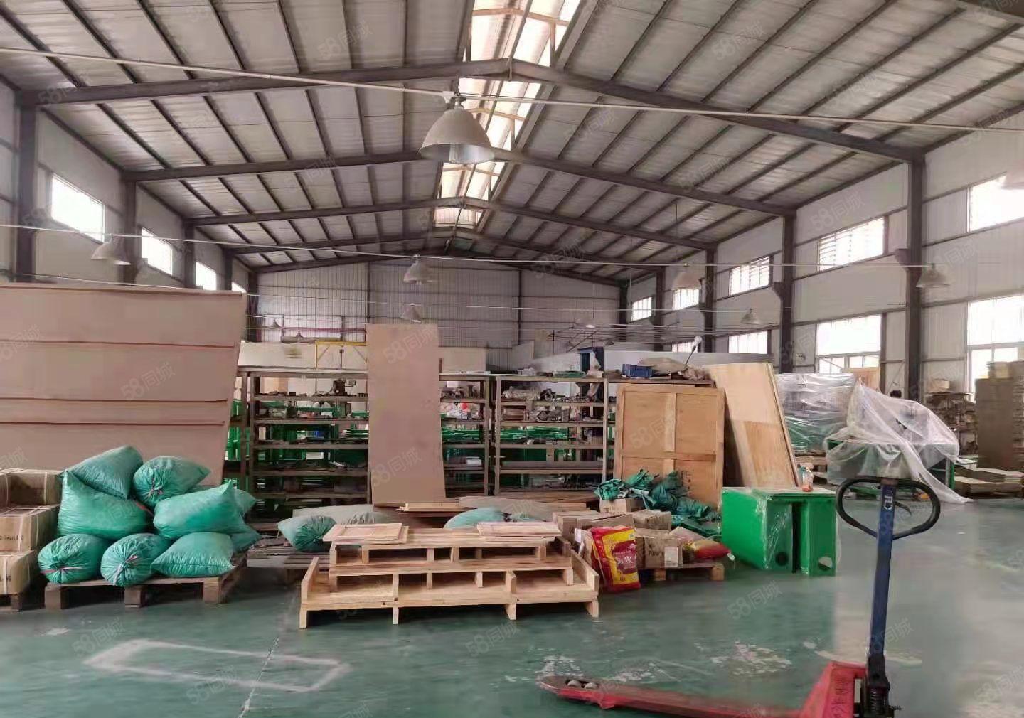 新出独院单一层钢构2200平方低价出租，滴水8米临近高速