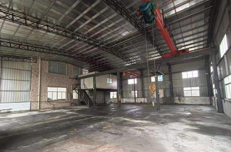 原房东300小面积低价处理 厂房内有现成行车 空地大工业用地