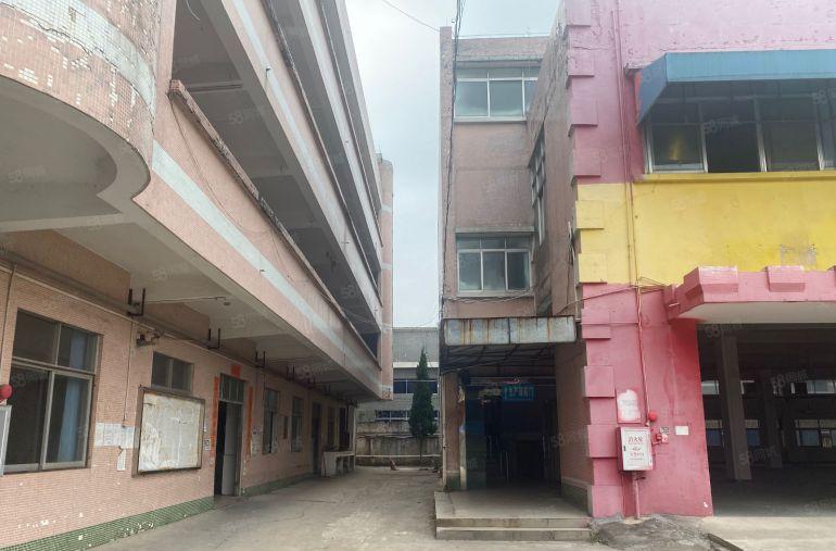 桥头镇新出原房东二层独门独户4200平方米，水电可过户