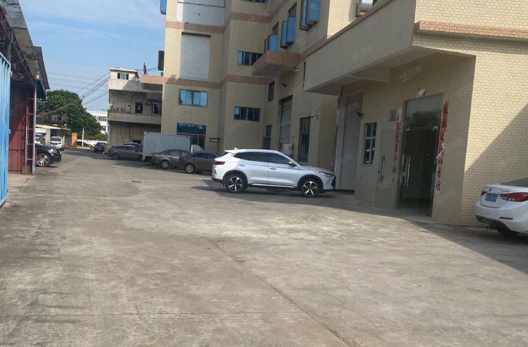 桥头镇新出一楼500平，高度5米水电线路齐全有办公室