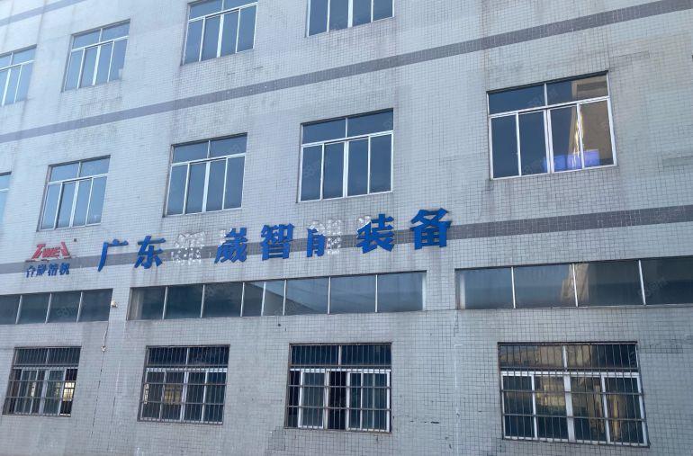 桥头镇新出原房东水电齐全厂房1800平方米有行车出租。