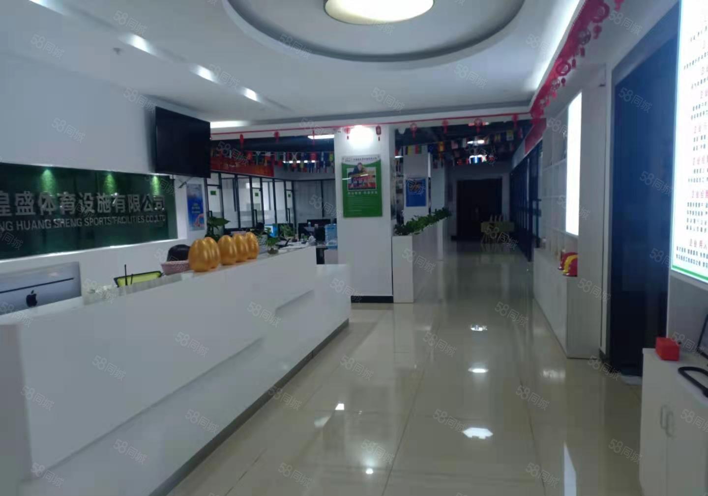 桥头镇新出工业区分租现成办公室800平方，精装修低价出租