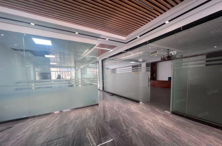 桥头大洲精装修楼上10元厂房出租，整层1500平方，方正好用