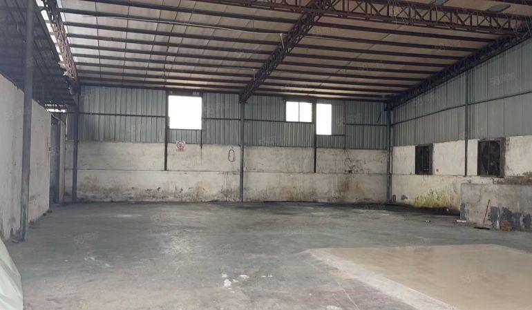 一手 面积1100小独原 价格不到13 厂房在于大马路边上